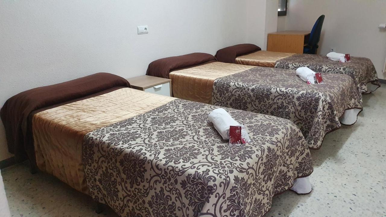 Albergue Peregrinos San Francisco De Asis León Zewnętrze zdjęcie