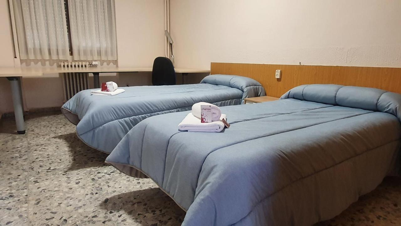 Albergue Peregrinos San Francisco De Asis León Zewnętrze zdjęcie